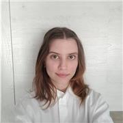 Profesora de clases particulares graduada en Estudios Ingleses. Llevo 2 años dando clases particulares de inglés.
